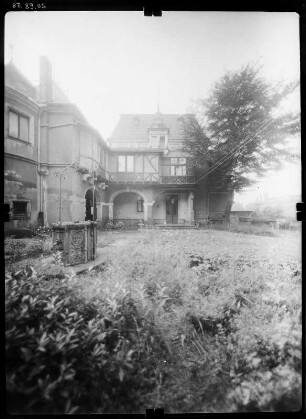 Großenhain, Mozartallee 123. Wohnhaus (Zschillesches Haus; 1881-1885). Hofansicht