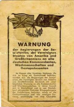 Abwurf-Flugblatt der Alliierten mit einer Warnung an die Kommandanten und Wachmannschaften von Kriegsgefangenenlagern