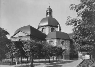 Hôpital de la Salpêtrière — Kirche