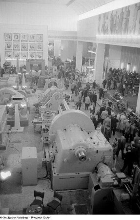 Maschinen der Tschechoslowakischen Sektion auf der Leipziger Herbstmesse 1954