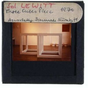 Lewitt, Three Cubes Piece