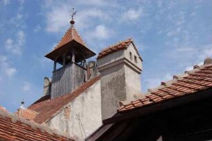Schloß Bran in Siebenbürgen : Schloss Bran oder Törzburg bei Brasov in Siebenbürgen, 1377 erbaut, Dachdetail, aufgenommen im April 2007
