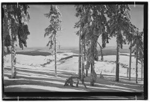 Erzgebirge. Blick vom Keilberg auf Unterwiesenthal und Stolzenhain