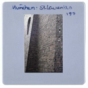 München, St. Laurentius : Ausschnitt Fassade