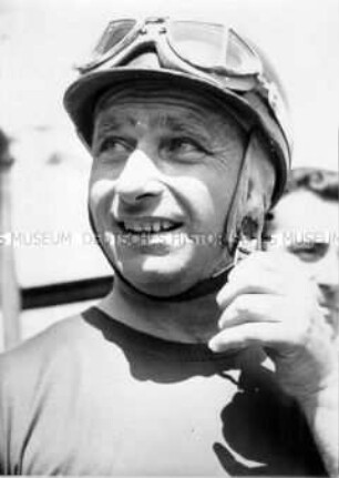 Der Rennfahrer Juan Manuel Fangio