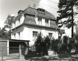 Dresden-Loschwitz, Malerstraße 6. Villa (1901/1915)