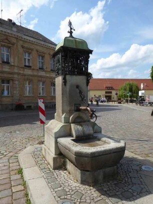 Buckow (Märkische Schweiz), Am Markt