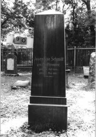 Grabstein 90 [Hahn S. 191 Grab-Nr. 844]