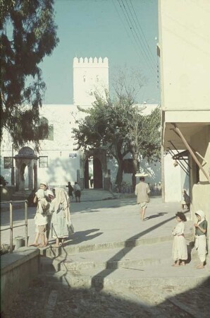 Reisefotos. Straßenbild (wohl im arabischen Raum)