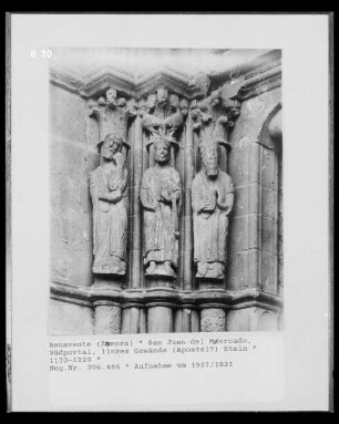 Gewändefigur: Apostel?