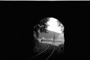 Lok 15 G(St) 313, Blick aus dem Hettinger Tunnel, erbaut 1908