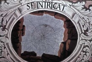 Innendekoration der Schlosskapelle — Wanddekoration der Schlosskapelle — Emblematische Darstellungen in den Gewänden und Stürzen des Emporengeschosses — Insekt im Spinnennetz