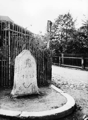 Viertelmeilenstein : Dippoldiswalde, Altenberger Straße. Viertelmeilenstein (1723)
