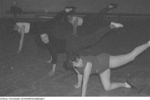 Altenberg, Schellerhau, Wintersportfest, Dresden, Hallen-Handball, Bogenschießen, Kindersport im Rathaus, Gustav-Adolf "Täve" Schur und die Friedensfahrer in Dresden, u.a., November 1959 - September 1960