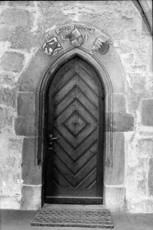 Alpirsbach: Kloster Alpirsbach, Tor im Kreuzgang mit Gründerwappen (Hausach-Zollern-Sulz)