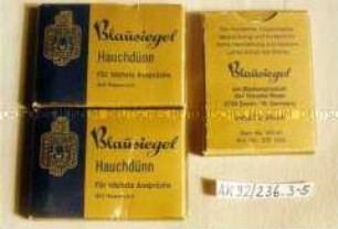 Schachteln mit Blausiegel-Präservativen zum Kondomautomat