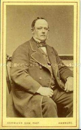 Sitzender Mann mit Backenbart, Carte de Visite