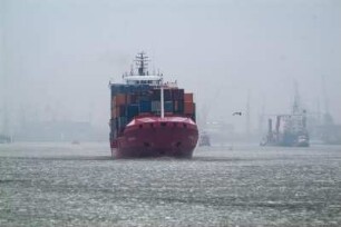 Eis auf der Elbe im Hamburger Hafen, 06.02.2006