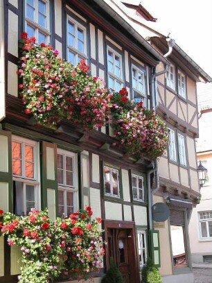 Quedlinburg - Fachwerkhäuser : Historische Fachwerkbauten, aufgenommen in der Weltkulturerbestadt Quedlinburg, ca. 2004