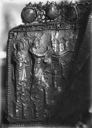 Dachrelief: Auferweckung des Jünglings von Nain, linke Hälfte: Christus und ein Jünger