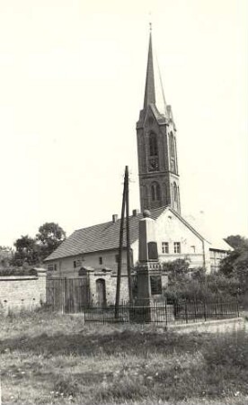 Kirche in Dissen : Dešnjanska cyrkej