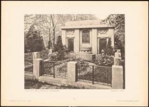 Grabmal Stinnes, Mülheim/Ruhr: Ansicht (aus: Grabmalskunst, 5. Folge, Eine Sammlung von Meisterwerken erschaffen zum Gedächtnis der Toten von Künstlern unserer Tage, hrsg.v. K.R. Henker, Berlin)