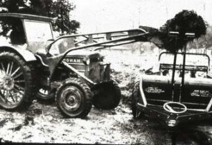 Hanomag mit Frontlader beim Dungladen