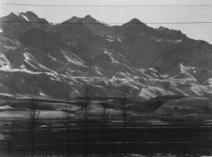 Panorama eines Gebirgszugs : Panorama eines Gebirgszugs im Tian Shan Hochgebirge