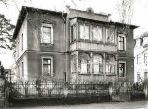Dresden-Blasewitz, Lene-Glatzer-Strasse 25. Villa (um 1875)