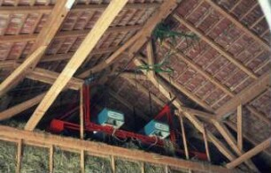 Fotografie: Ein- und Auslagerungstechnik, Greiferanlage