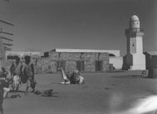 Moschee : Minarett einer Moschee in Sinkat