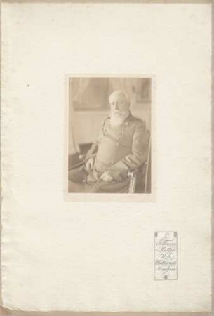 Großherzog Friedrich I. in Uniform, sitzend, Kniestück.
