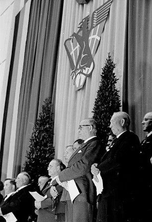 Liederfest des Badischen Sängerbundes an Pfingsten 1955 in Karlsruhe.