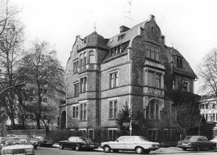 Frankfurt, Holbeinstraße 8
