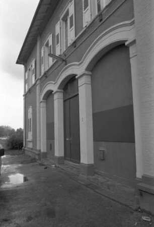 Alter Mühlburger Bahnhof am Fliederplatz. Eröffnung des Jugendtreffs Mühlburg