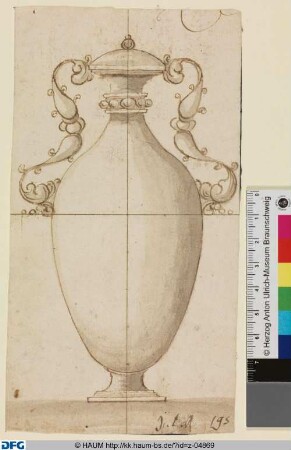 Amphorenförmige Vase mit verschnörkeltem Henkel