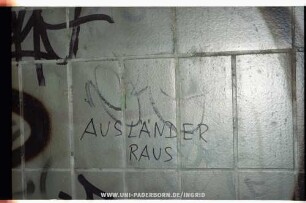 AUSLÄNDER RAUS