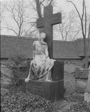 Grabmal für Fritz von Bramann