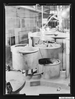 Druckprüf-Kessel, geöffnet; Foto 1962