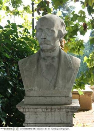 Büste des Carlo Cattaneo