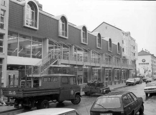 Autohaus Ungeheuer. Eröffnung des neuen Verkaufshauses in der Scheffelstraße 11