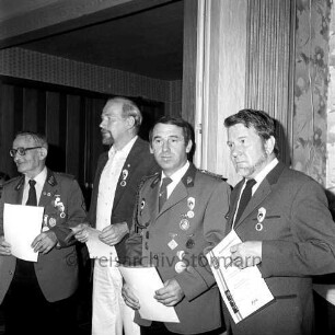 Volks- und Schützenfest: Kreisverbandschützenfest: Sport- und Schützenverein Pölitz e.V. und Kreisschützenverband Stormarn: geehrte Schützen