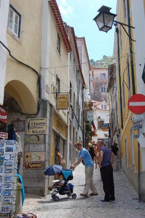 Altstadtgasse in Sintra bei Lissabon