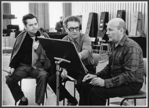 Manfred Scherzer, Gerd Puls, Hans-Werner Henze : Portrait des Dirigenten Manfred Scherzer, des GMD Gerd Puls und des Komponisten Hans-Werner Henze