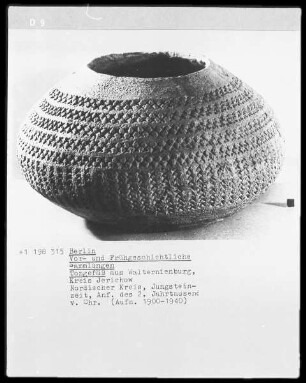 Tongefäß aus Walternienburg, Nordischer Kreis