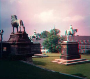 Goslar, Pfalzkapelle, Statuen