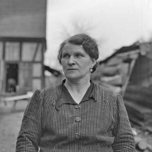 Porträt einer Spreewälderin. : Portret Błótowčanki.