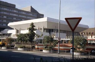 Freiburg: Kongresshalle vom ADAC aus