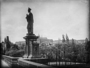 Hradschin : Blick von der Karlsbrücke auf den Hradschin