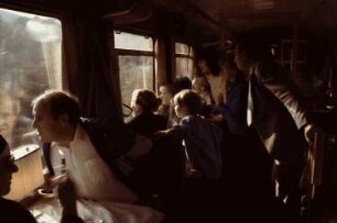 Schluchsee: Gäste im Salonwagen